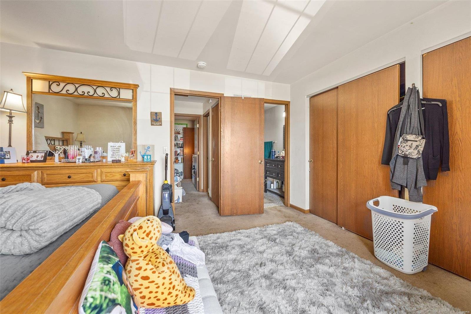 Woodlake Village Condos Ph2 - Residential