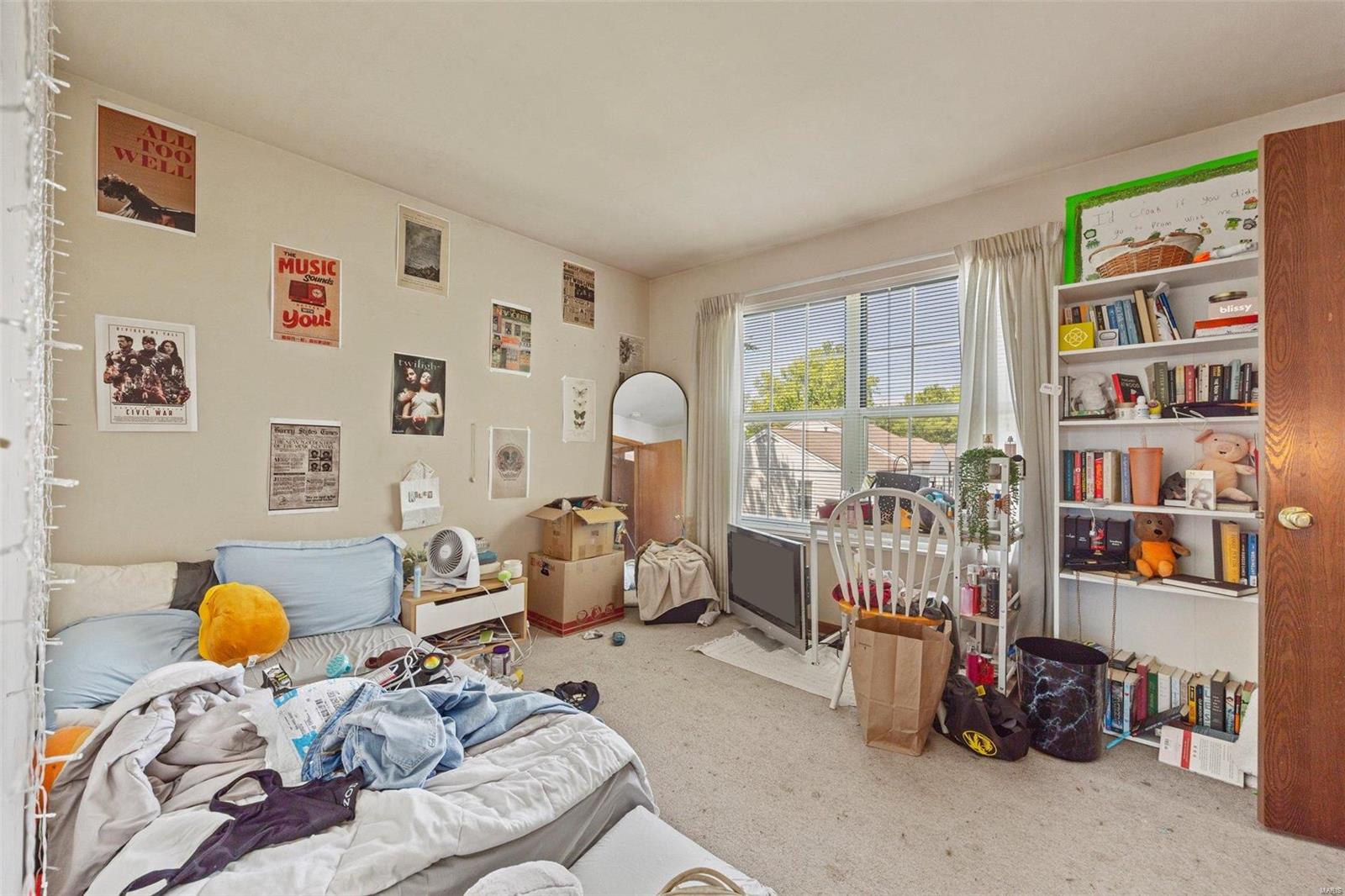 Woodlake Village Condos Ph2 - Residential