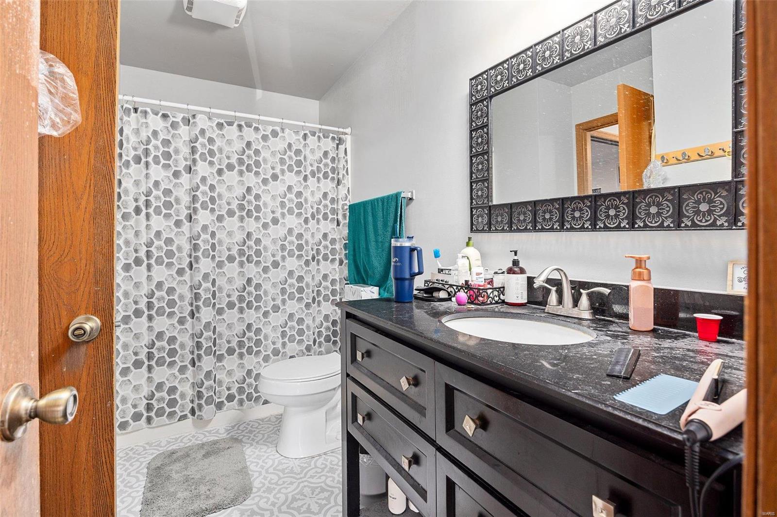 Woodlake Village Condos Ph2 - Residential