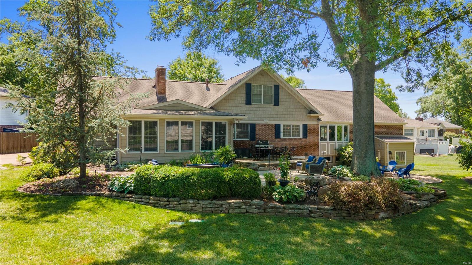 Dougherty Place Lt 13 22n220281 4-8-77 - Residential