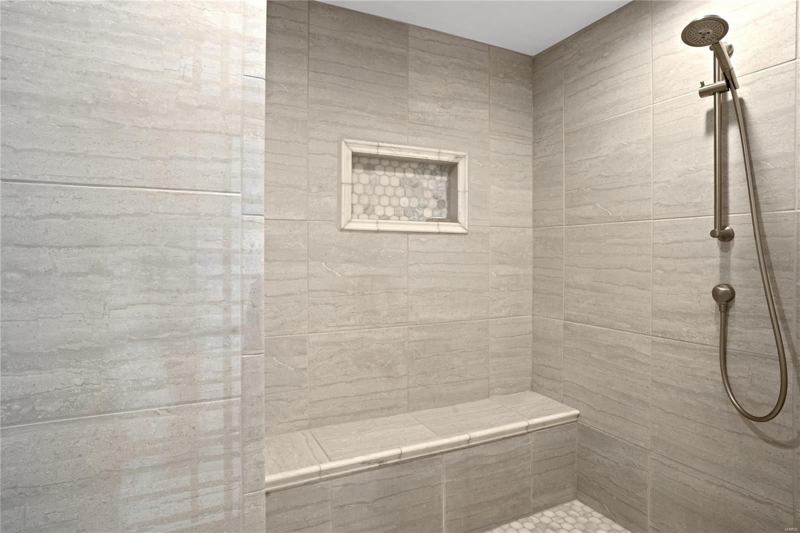 Dougherty Place Lt 13 22n220281 4-8-77 - Residential