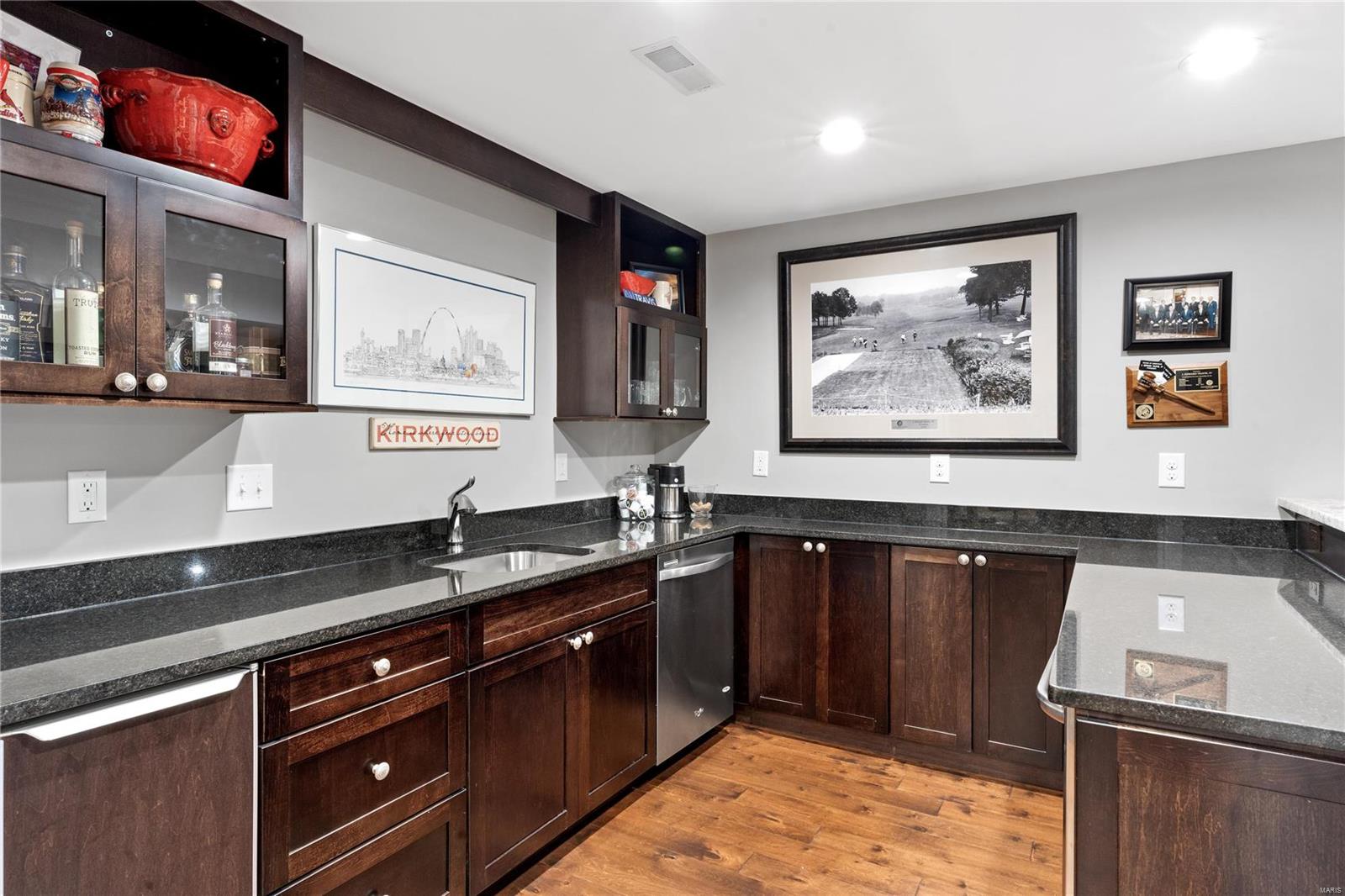 Dougherty Place Lt 13 22n220281 4-8-77 - Residential