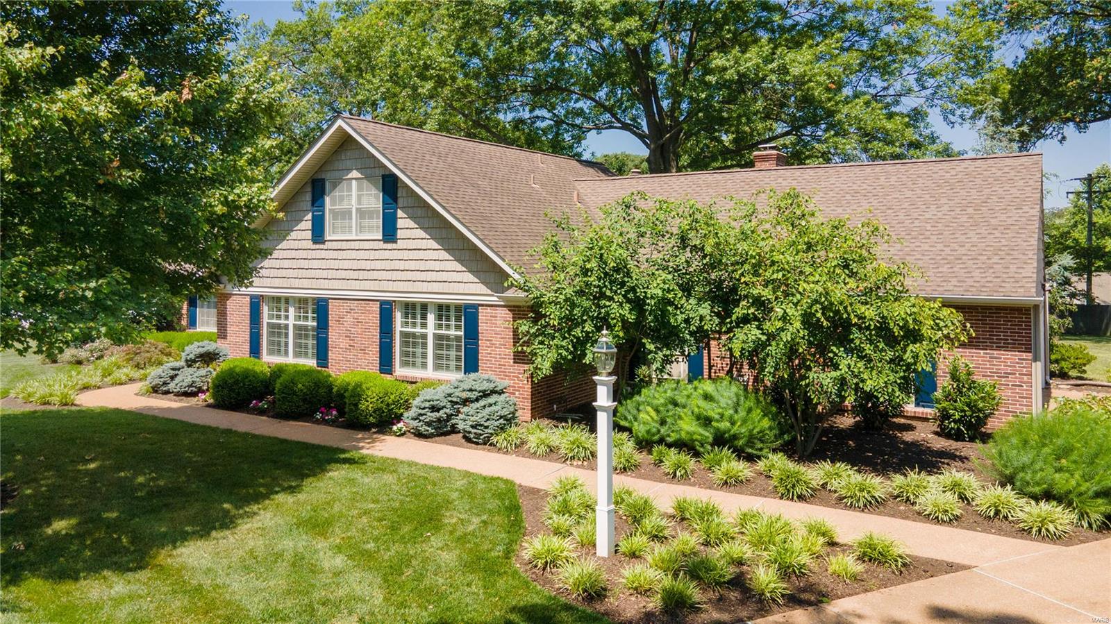 Dougherty Place Lt 13 22n220281 4-8-77 - Residential