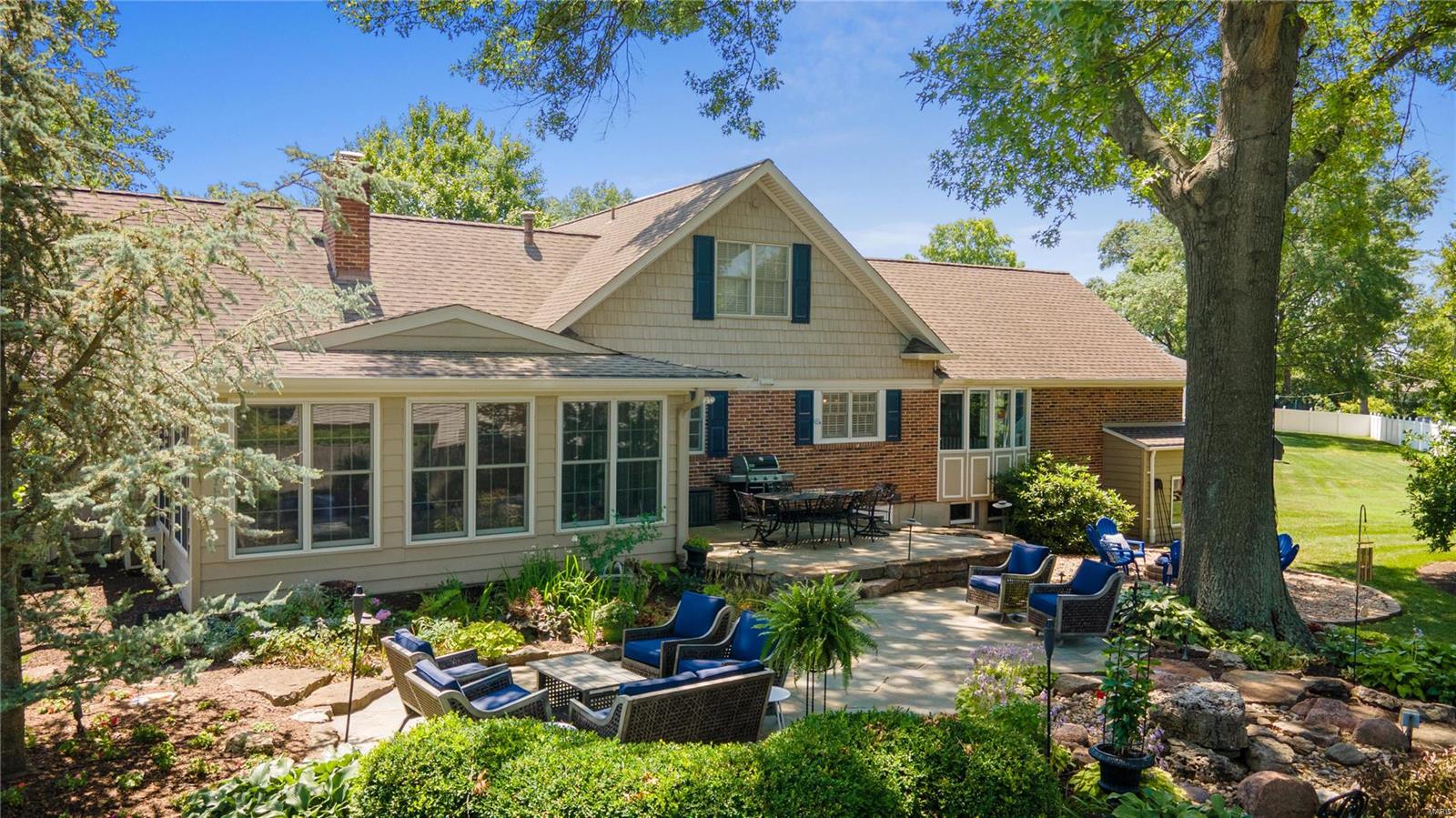 Dougherty Place Lt 13 22n220281 4-8-77 - Residential