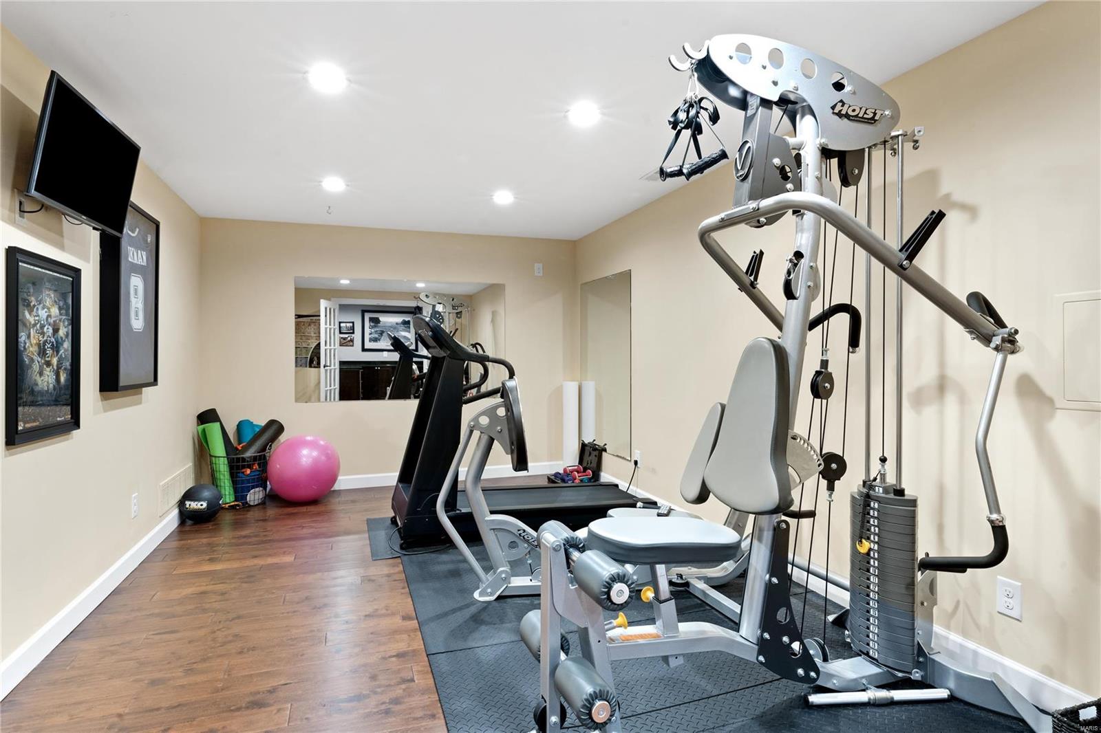 Dougherty Place Lt 13 22n220281 4-8-77 - Residential