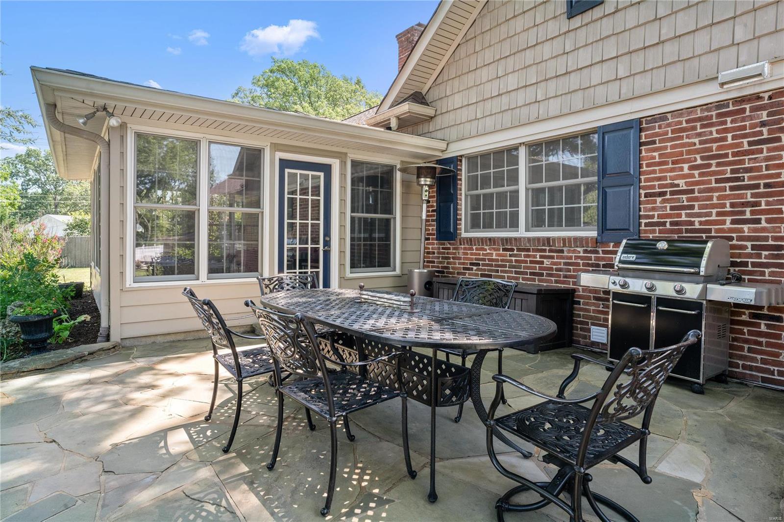 Dougherty Place Lt 13 22n220281 4-8-77 - Residential