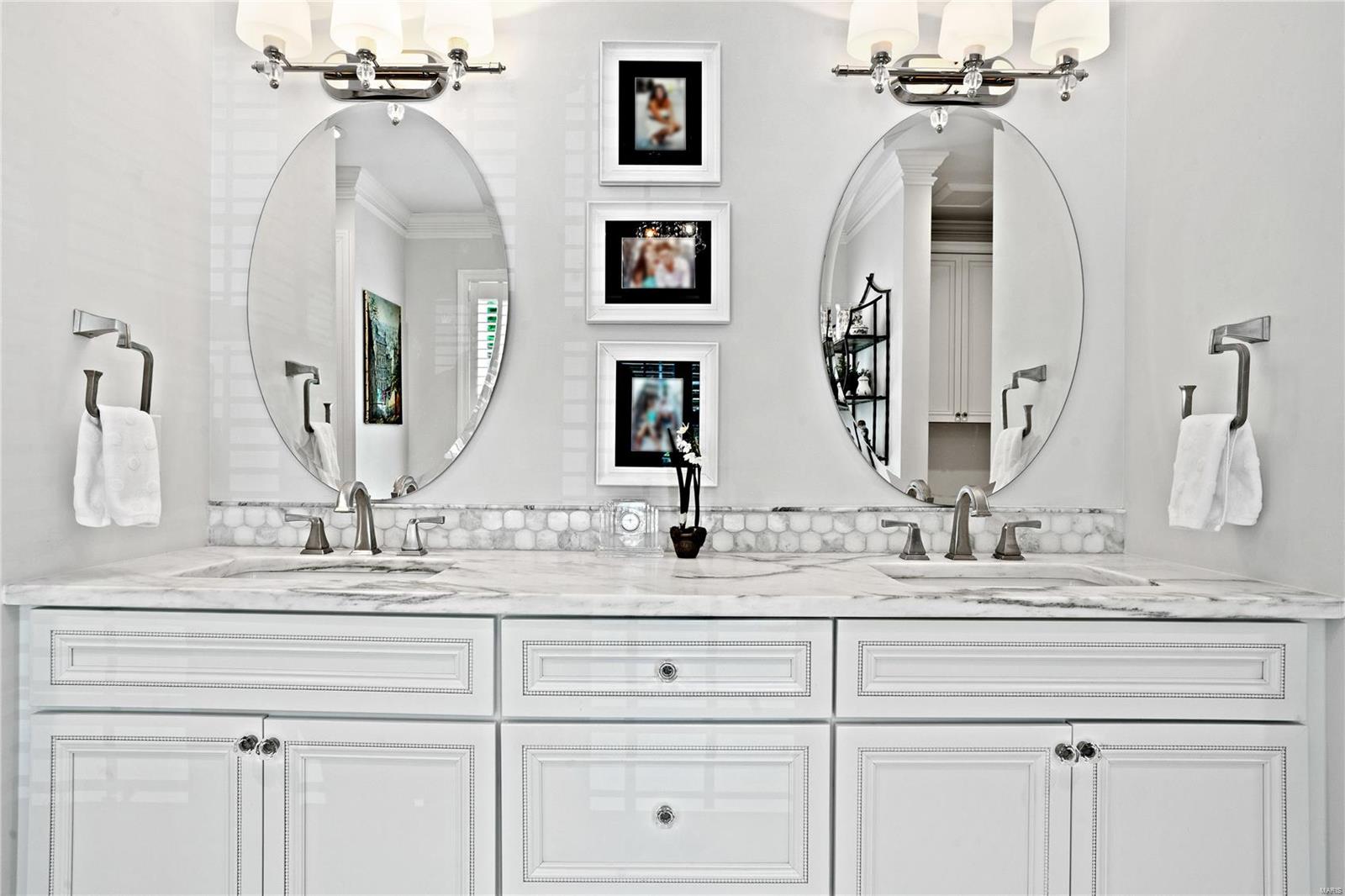 Dougherty Place Lt 13 22n220281 4-8-77 - Residential