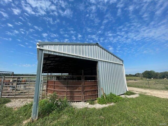 Laclede-Not In List - Farm