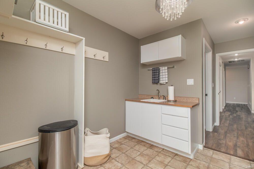 Laclede-Not In List - Farm