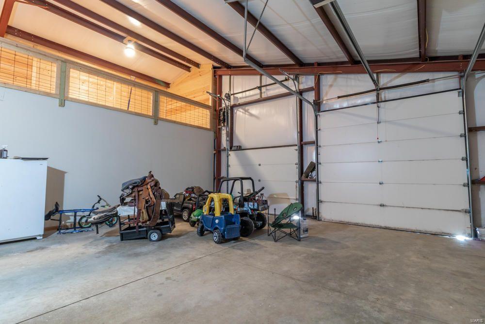 Laclede-Not In List - Farm