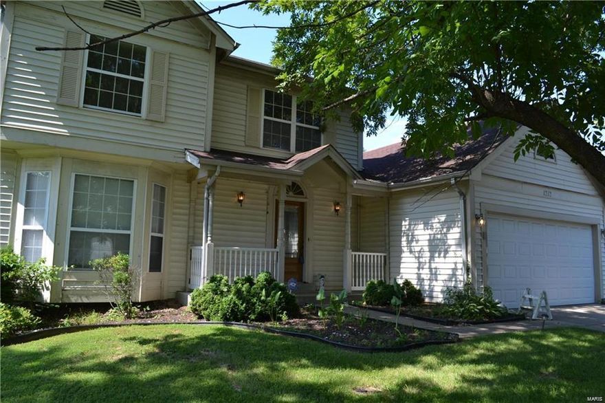 Suburban living in north county. A large 3 bedroom/ 2 and a half bath home in Barrington Downs. Master suite complete with Jacuzzi tub and separate shower on the main floor. Finished basement has large entertainment/family room and additional living quarters. Attached 2 car garage. Main floor laundry room.   Security system. ***Short Sale Negotiator fee of $2000 to be charged at closing to Buyer.***Short sale is Seller approved. current sale price is Bank approved. SpecialListingConditions: Short Sale