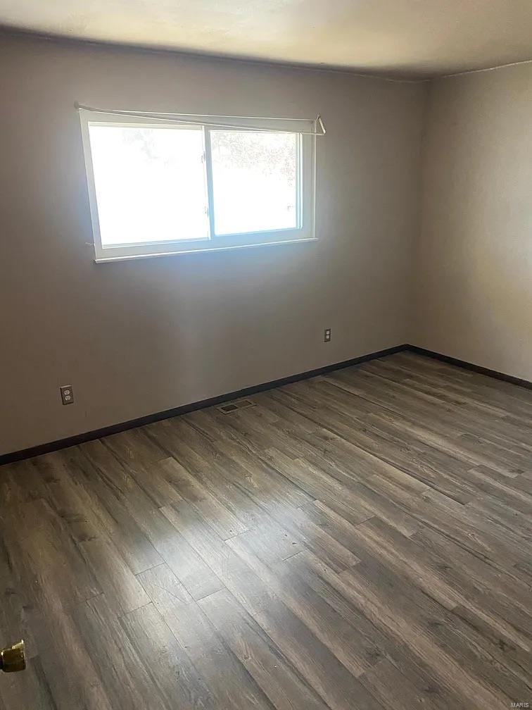 St Peters, Missouri 63376, United States, 4 Bedrooms Bedrooms, ,3 BathroomsBathrooms,Residential,Pending,32844