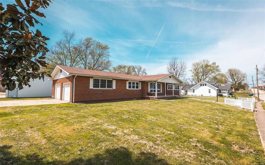 Nestled within the heart of rural Missouri, sits a traditional ranch style home within skipping distance of all the amenities the Ozarks has to offer.  This property is located only 20 minutes away from the Current River, Indian Trial Conservation Area, Mark Twain National Forest, and Montauk State Park. While being completely surrounded by the Ozarks, this home houses the perfect indoor/outdoor entertaining spaces while still presenting a quiet and secluded atmosphere within city limits.  The main level prides itself on functionally with a traditional updated layout that houses an attached 2-car garage, dedicated laundry room, astonishing master suite, and a gorgeous fireplace to tie off that feeling of home. The mainly finished basement offers additional entertaining spaces that presents the luxury of space that every family needs. This property is an entertainer's dream with serene outdoor entertaining spaces and a detached 3-car workshop.  Call to schedule a showing today!