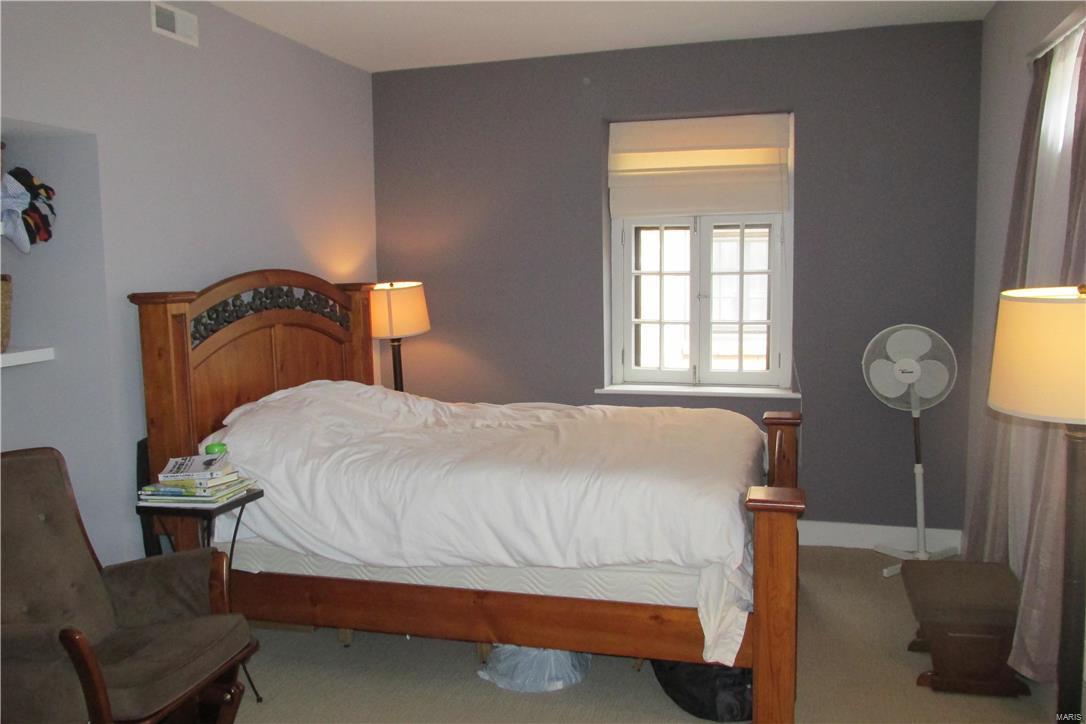 Loop Condo The - Residential Lease