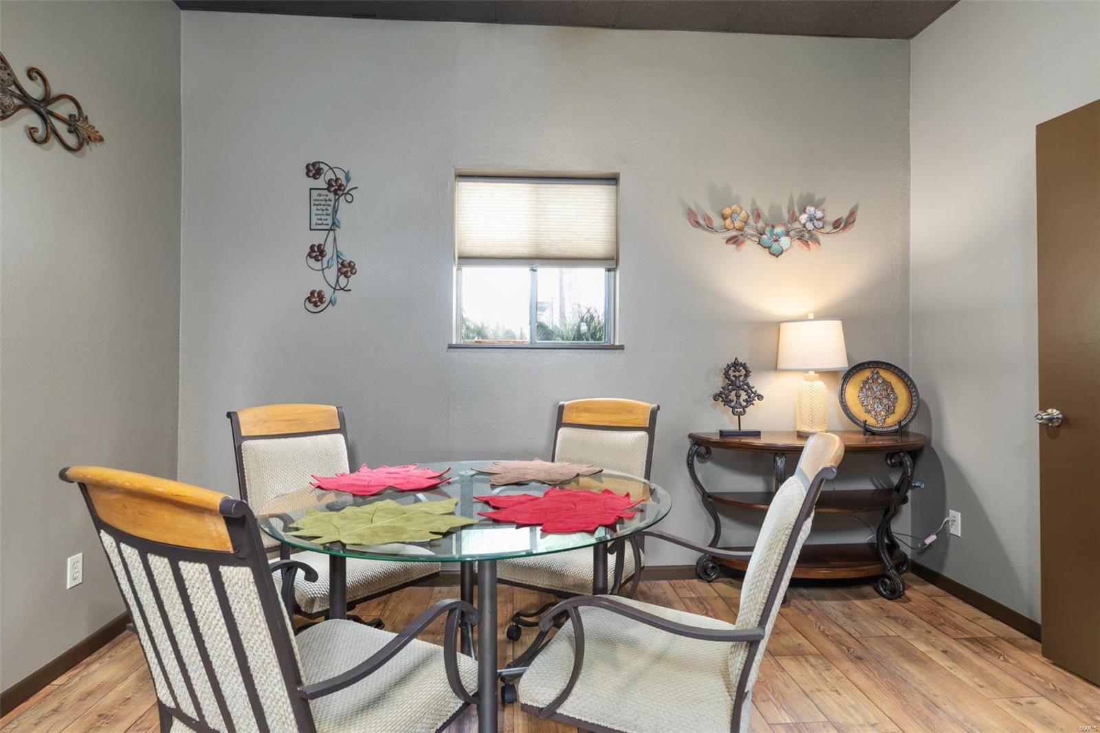 n/a - Commercial Sale