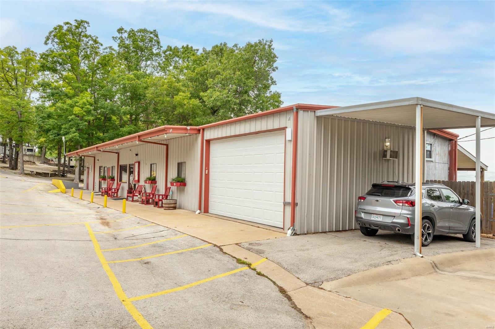 n/a - Commercial Sale