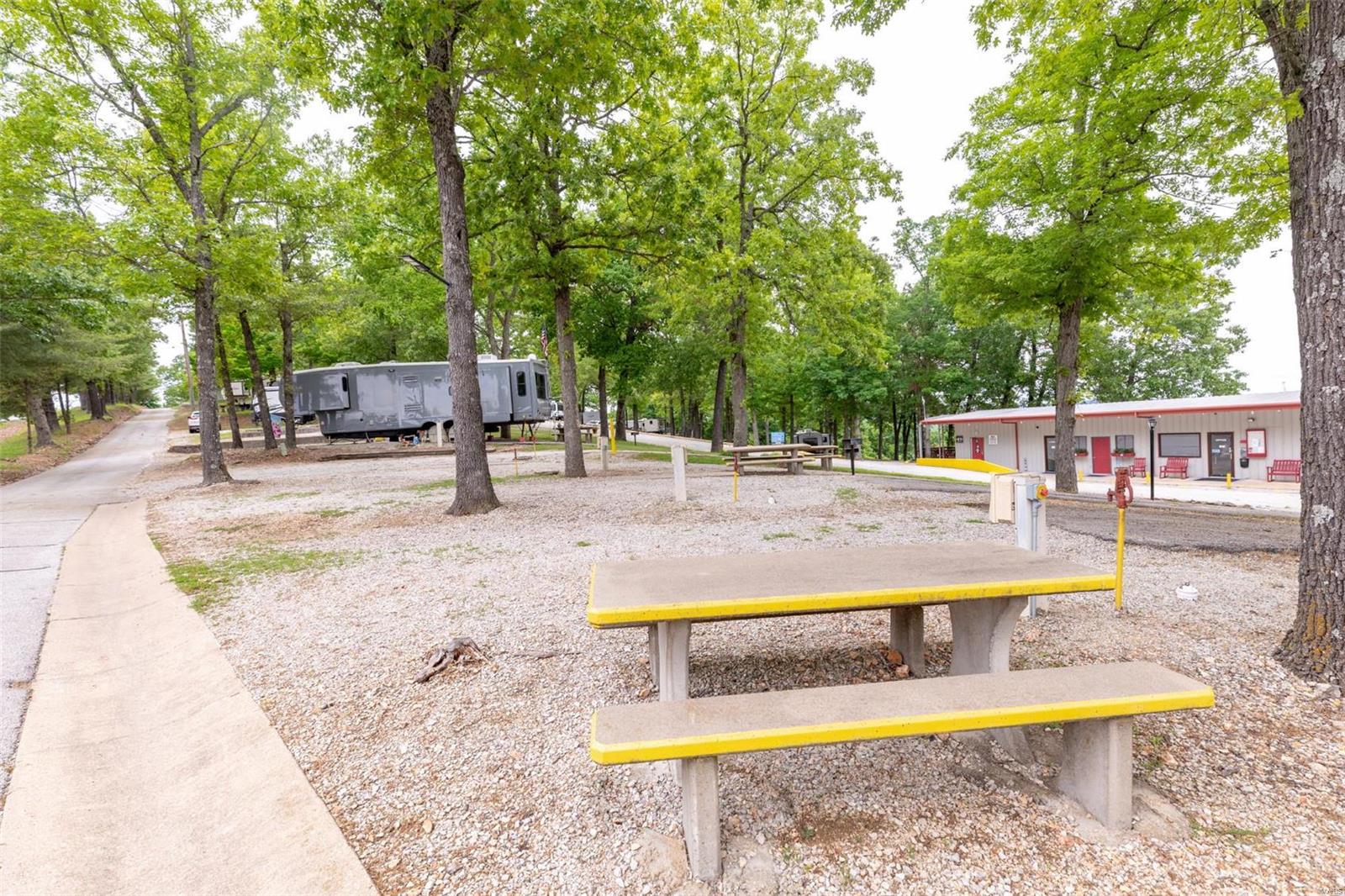 n/a - Commercial Sale