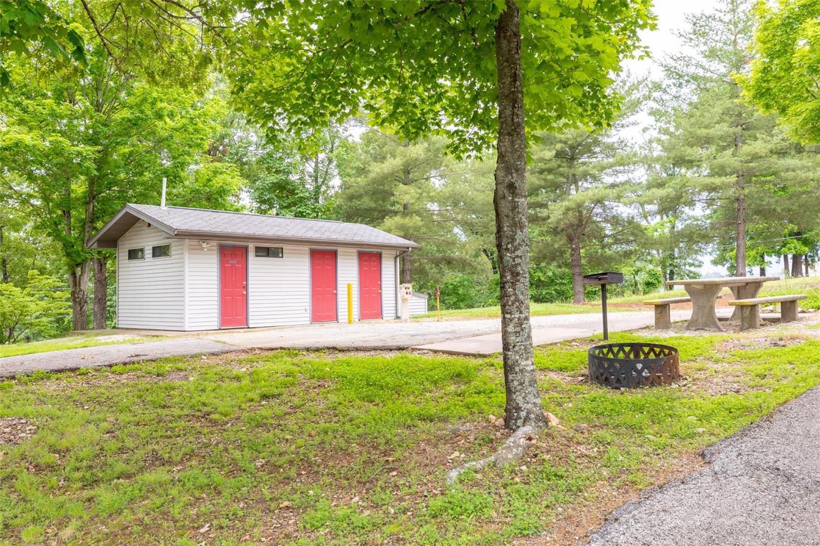 n/a - Commercial Sale