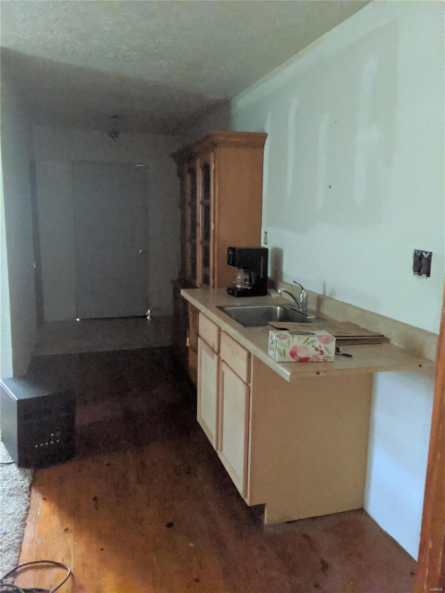 Clarks West Add - Commercial Sale