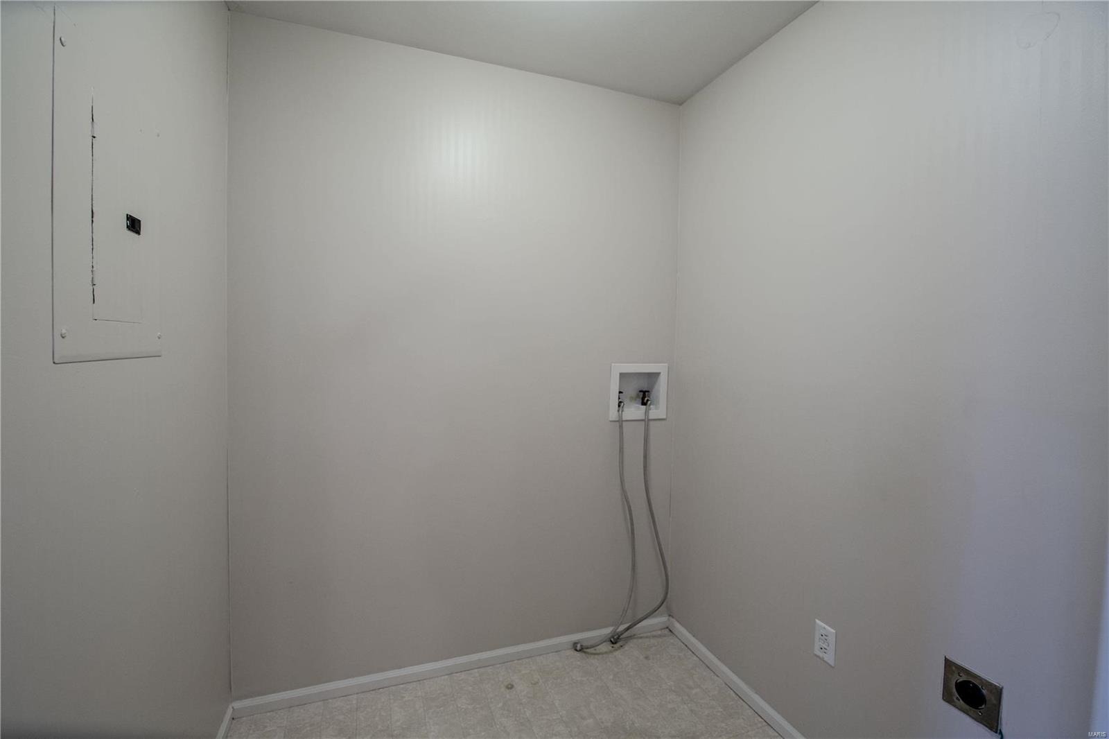Woodland Crossing Condo Three - Residential