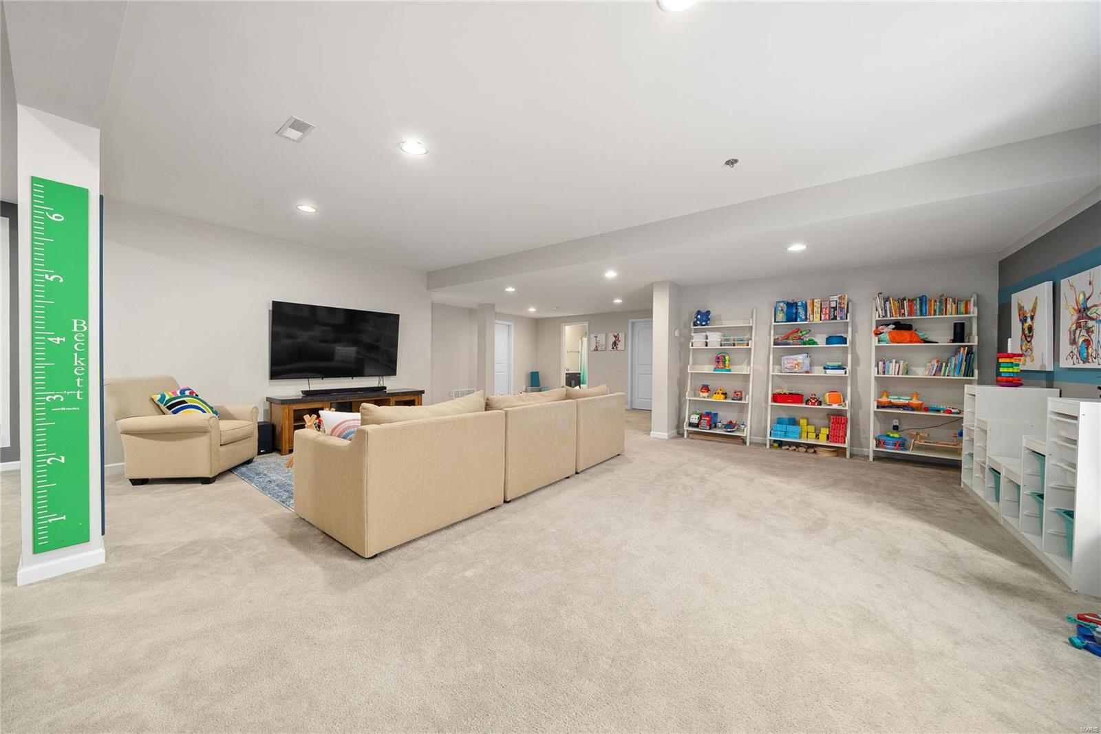 Estates At Town & Country Crossing - Residential