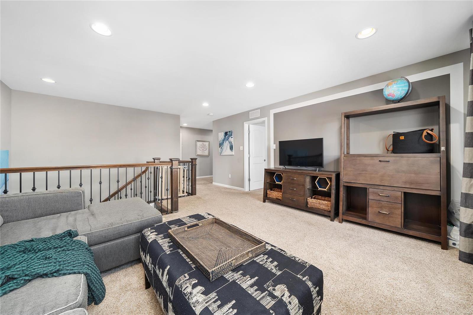 Estates At Town & Country Crossing - Residential