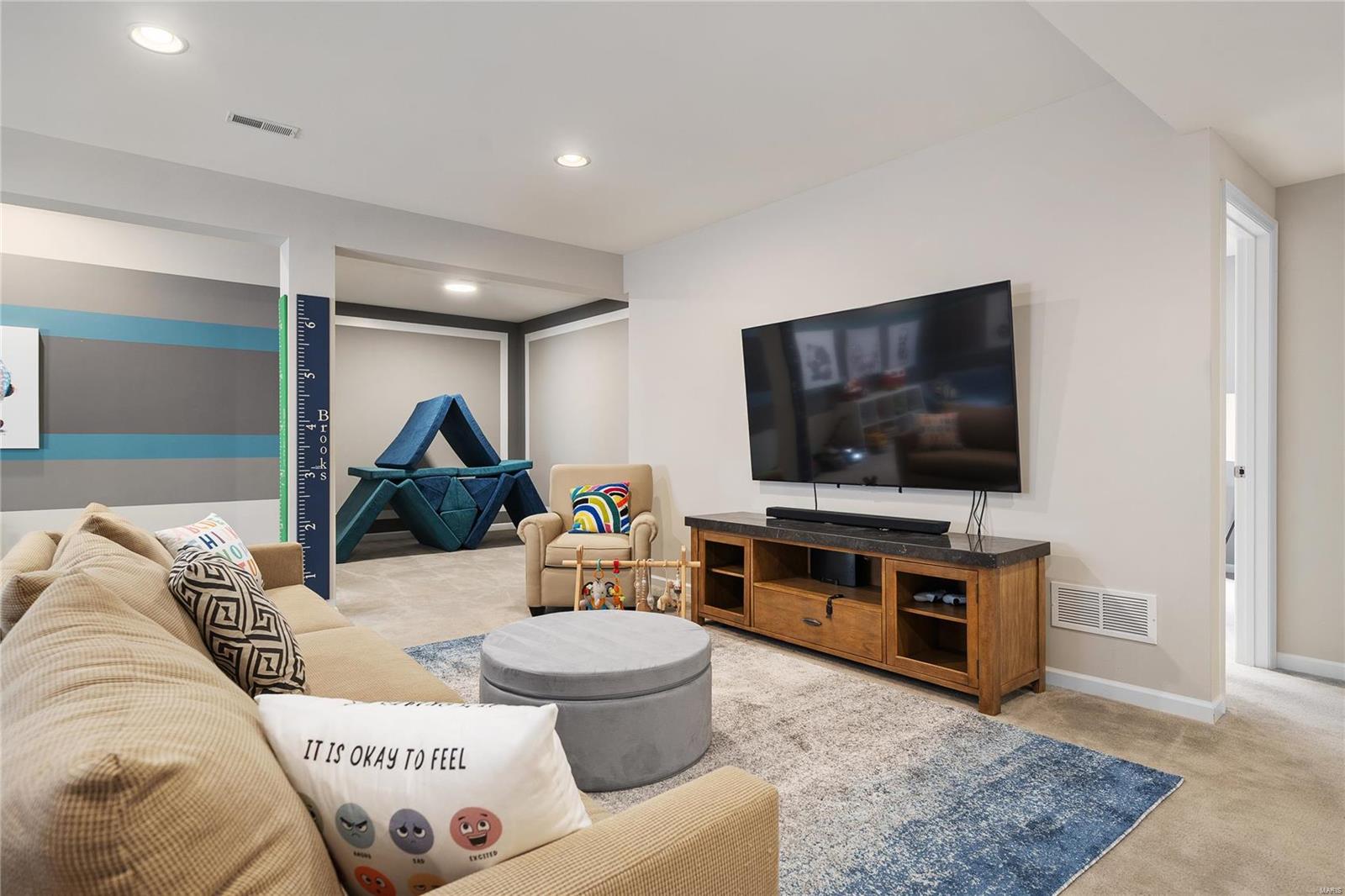 Estates At Town & Country Crossing - Residential