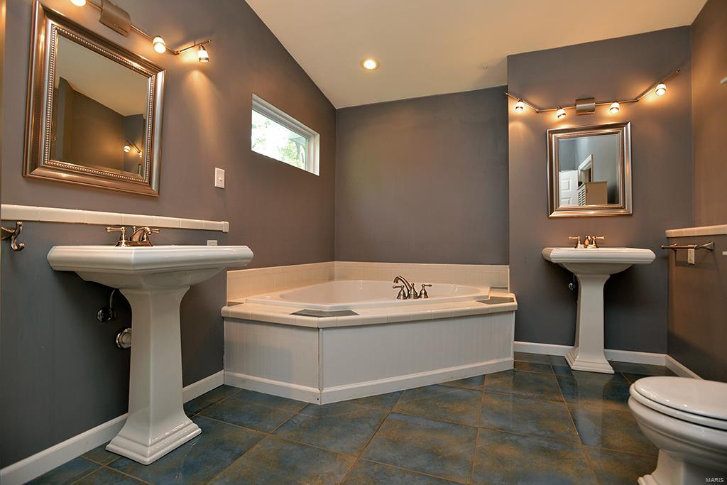 Hauhart Home PLace - Residential