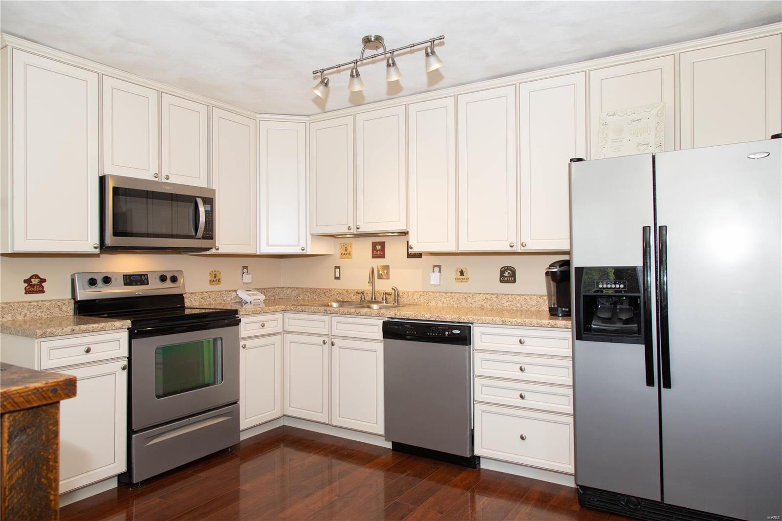 Deerpath II - Residential