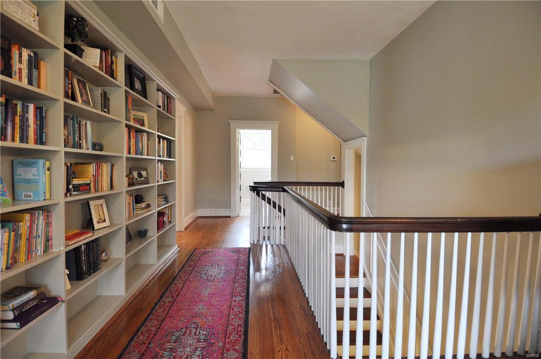 Oak Terrace - Residential