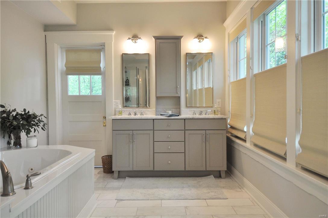 Oak Terrace - Residential