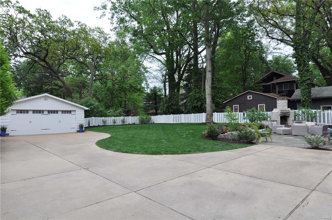 Oak Terrace - Residential