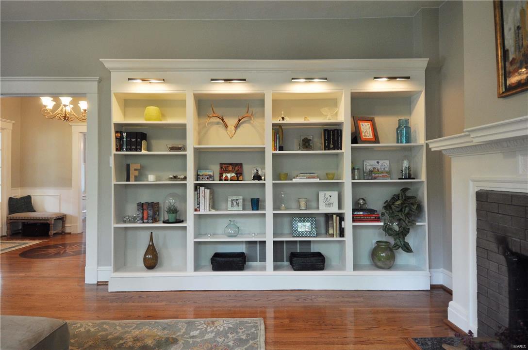 Oak Terrace - Residential