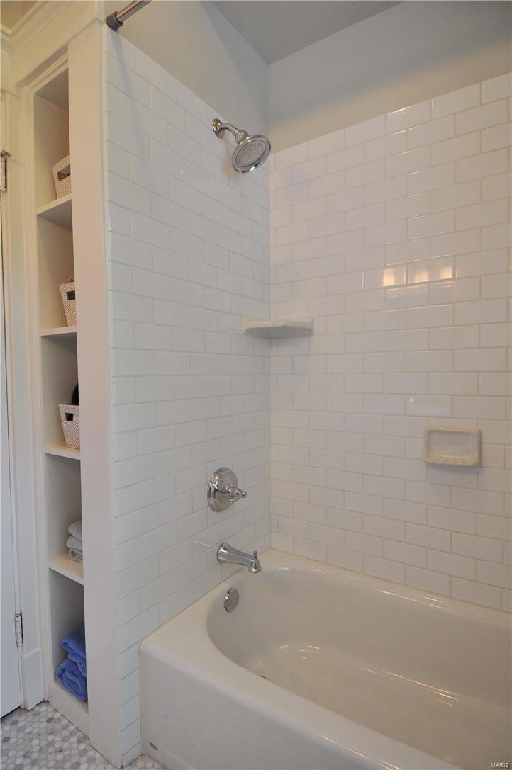 Oak Terrace - Residential