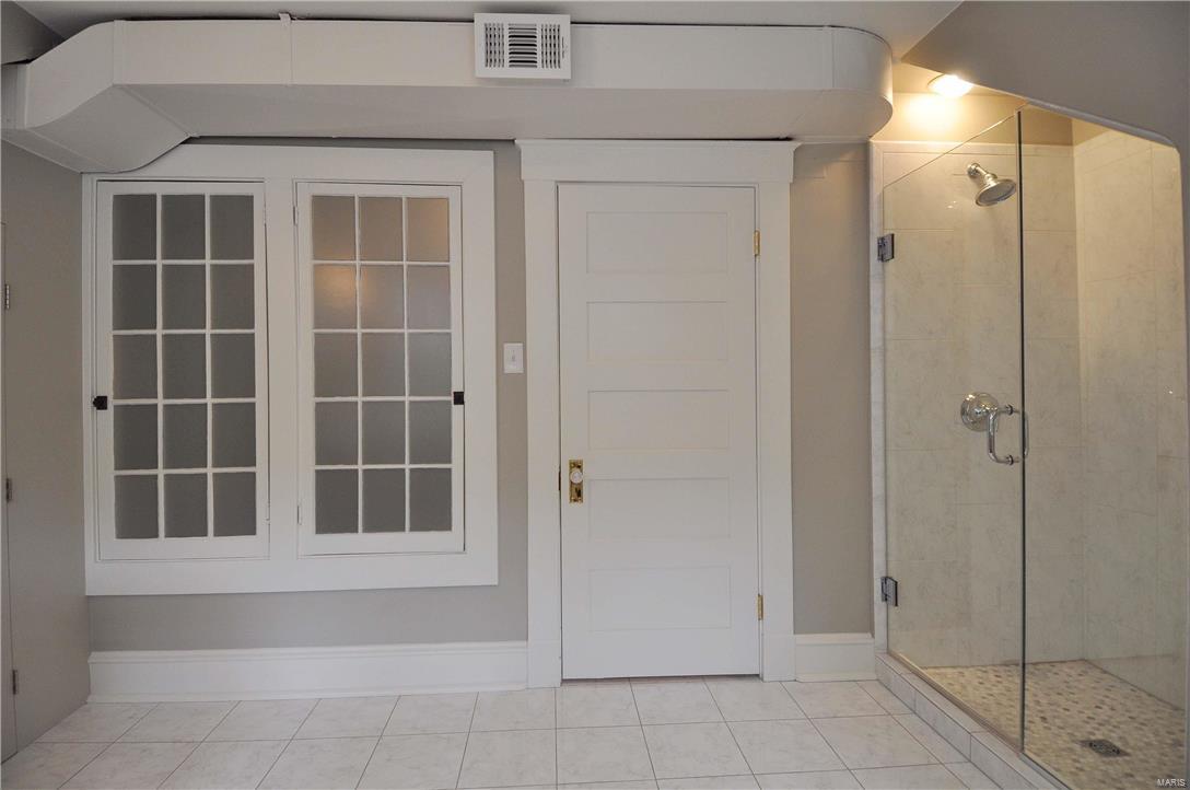 Oak Terrace - Residential