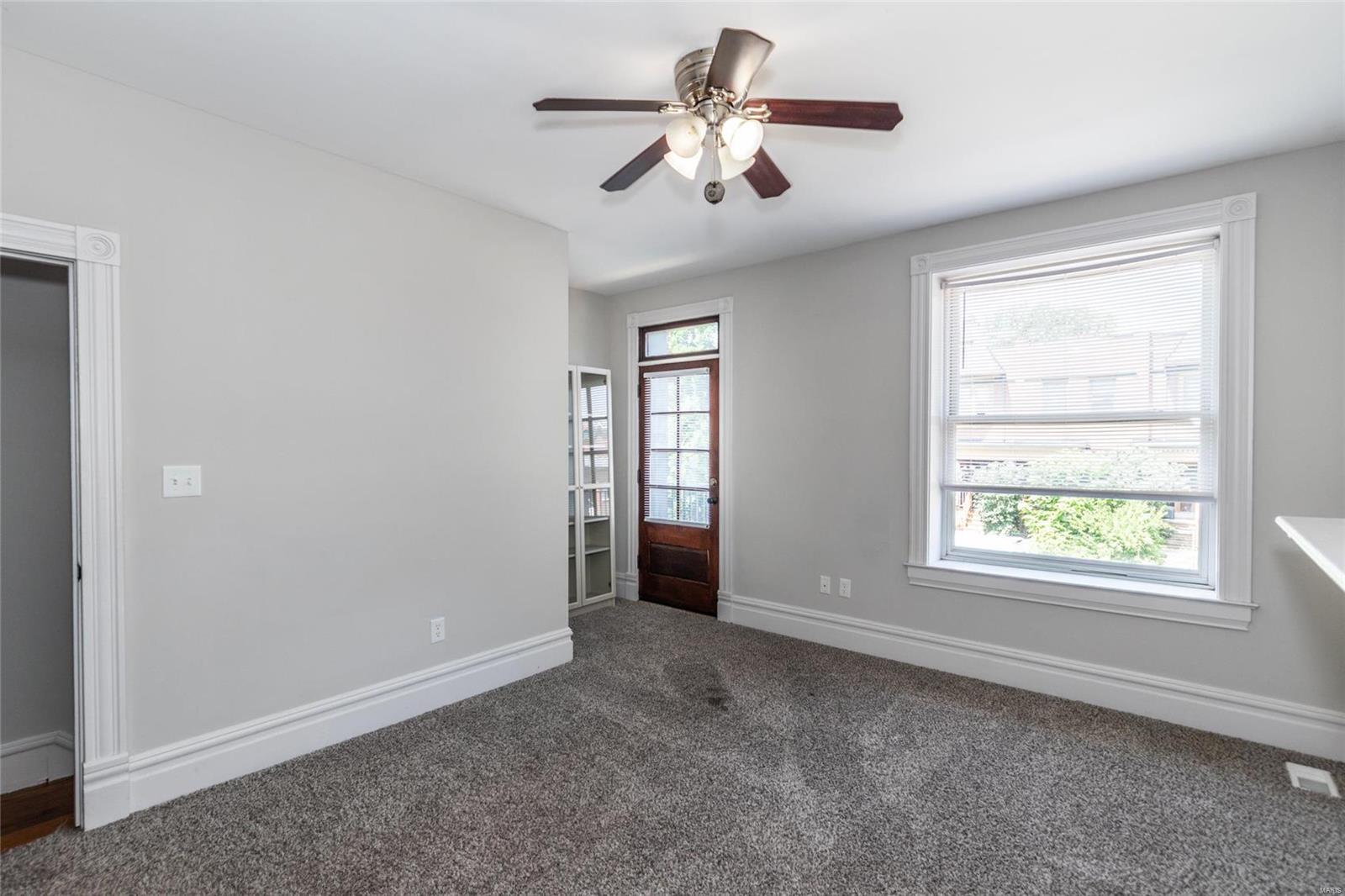 St Louis Commons Add - Residential