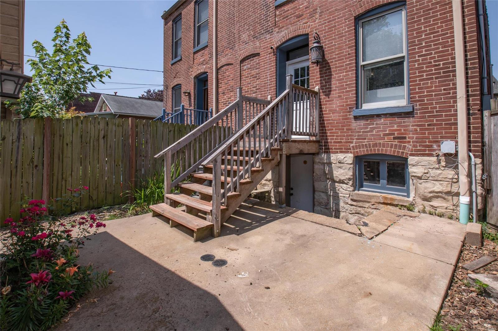 St Louis Commons Add - Residential