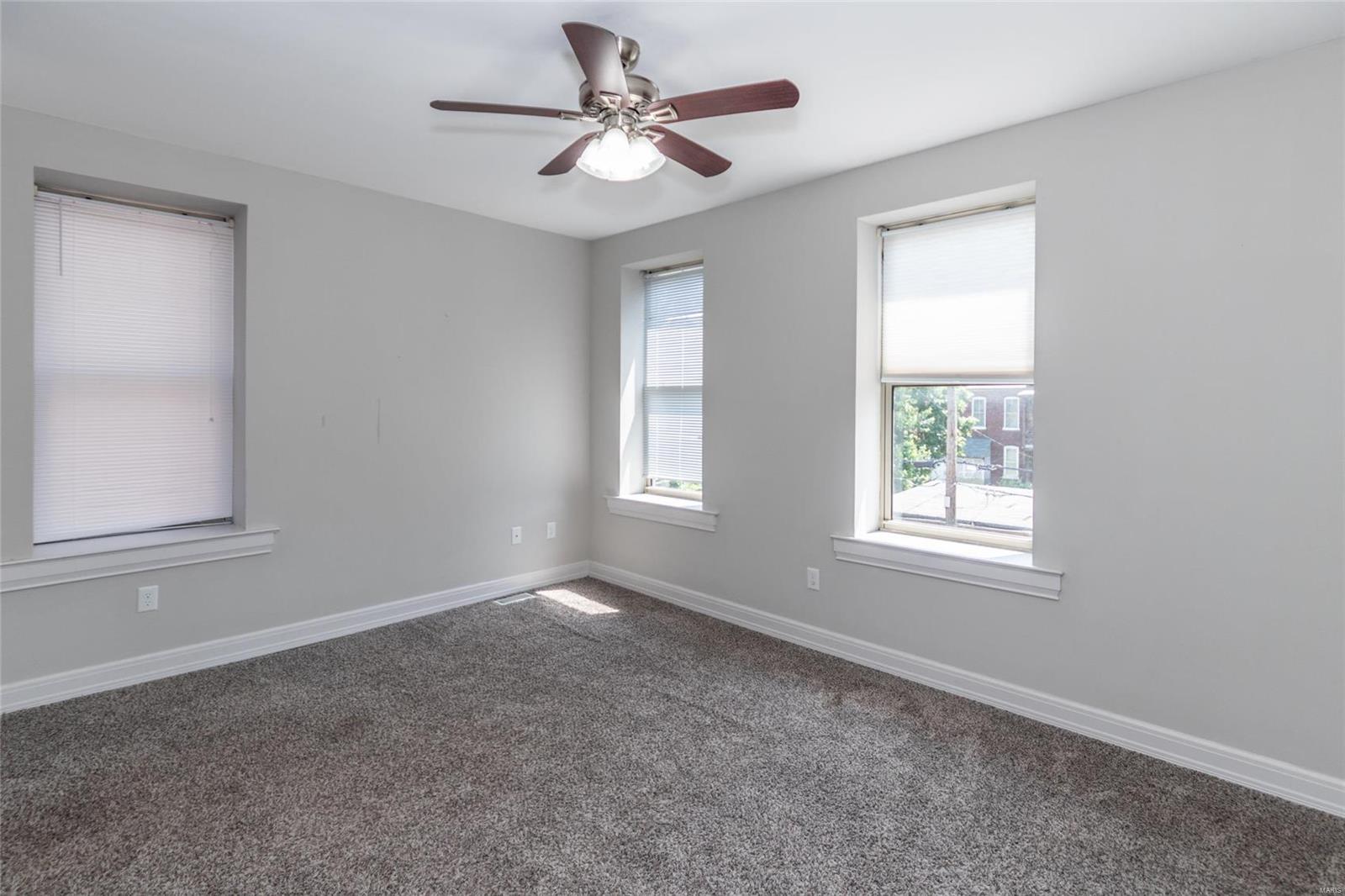 St Louis Commons Add - Residential