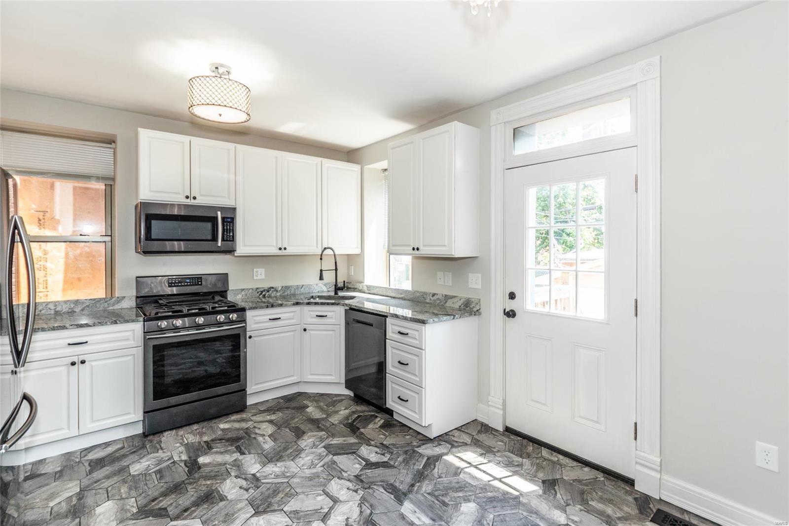 St Louis Commons Add - Residential