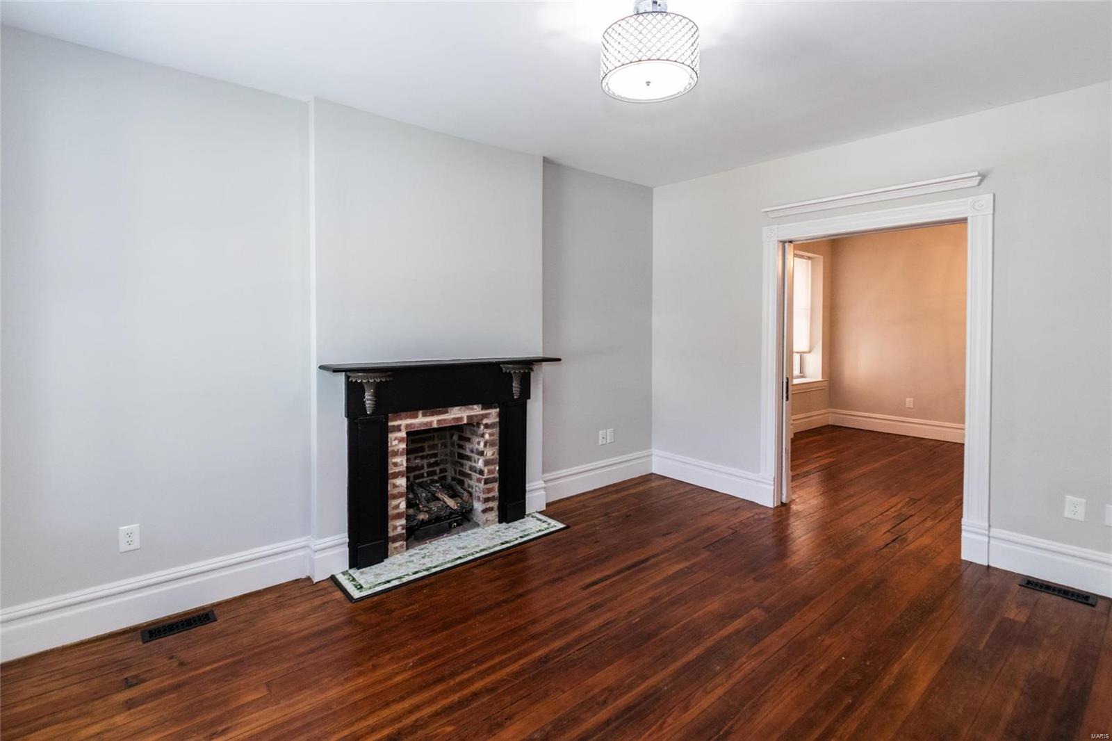 St Louis Commons Add - Residential