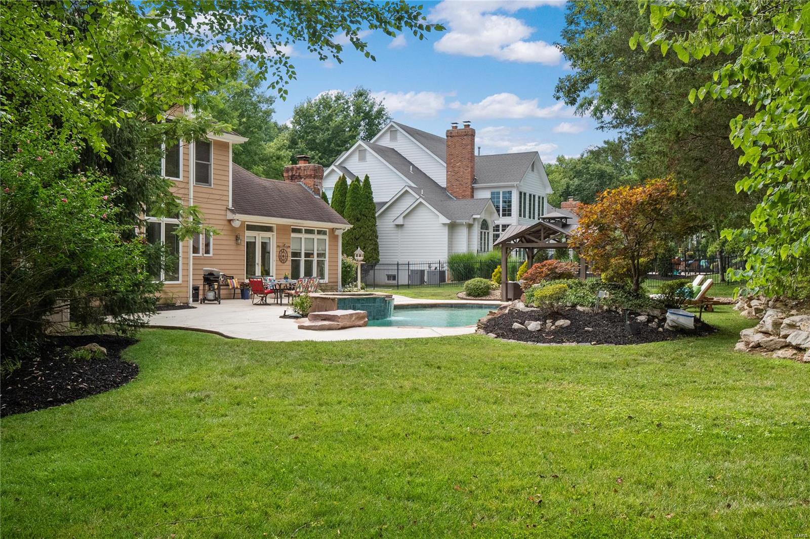 Pine Creek - Residential