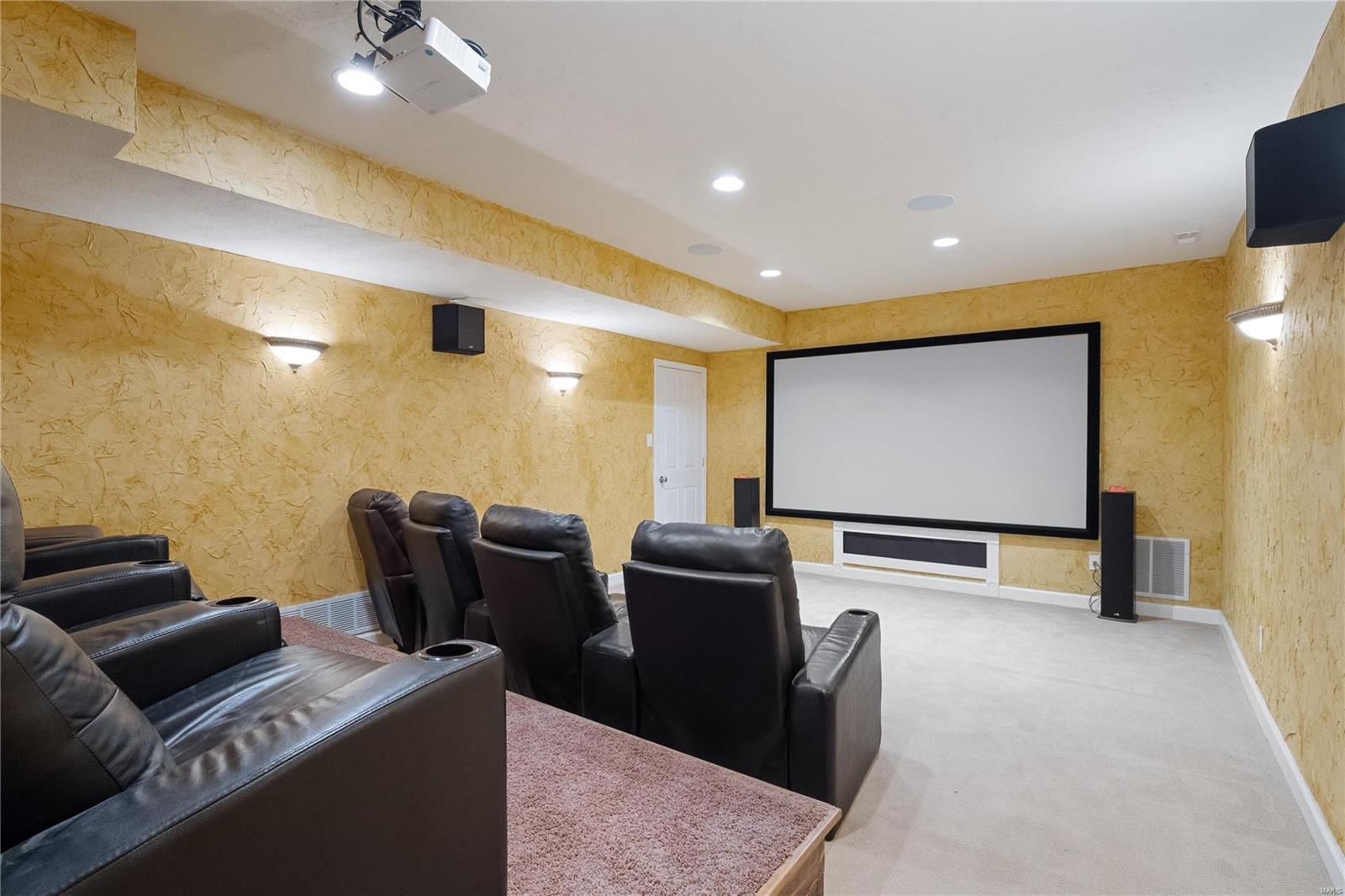 Pine Creek - Residential