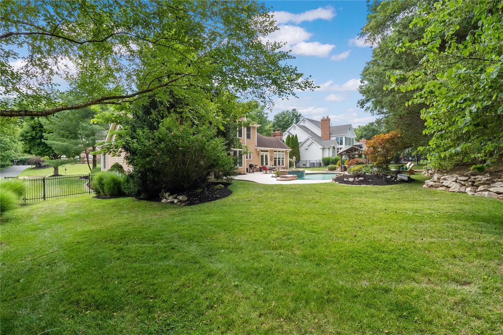 Pine Creek - Residential