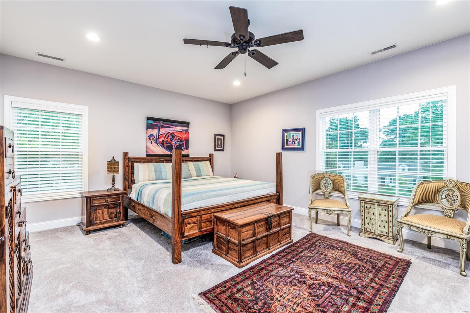 Lynnbrook - Residential