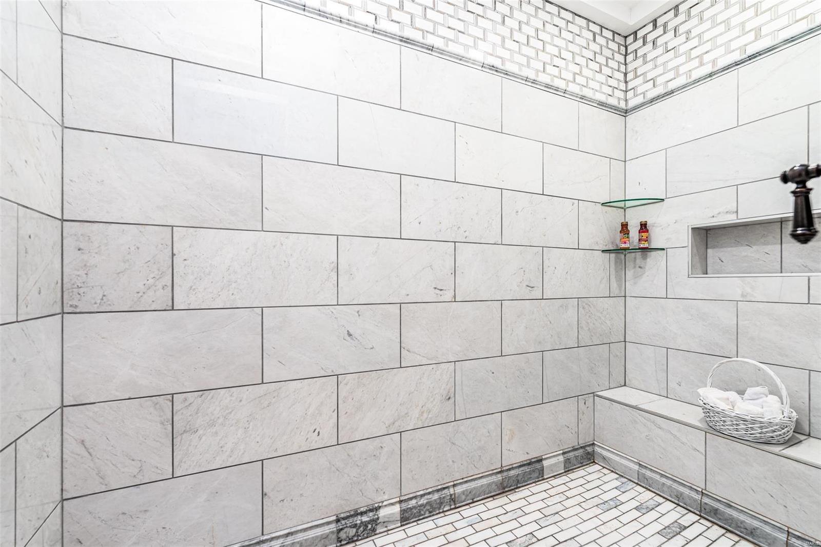 Lynnbrook - Residential