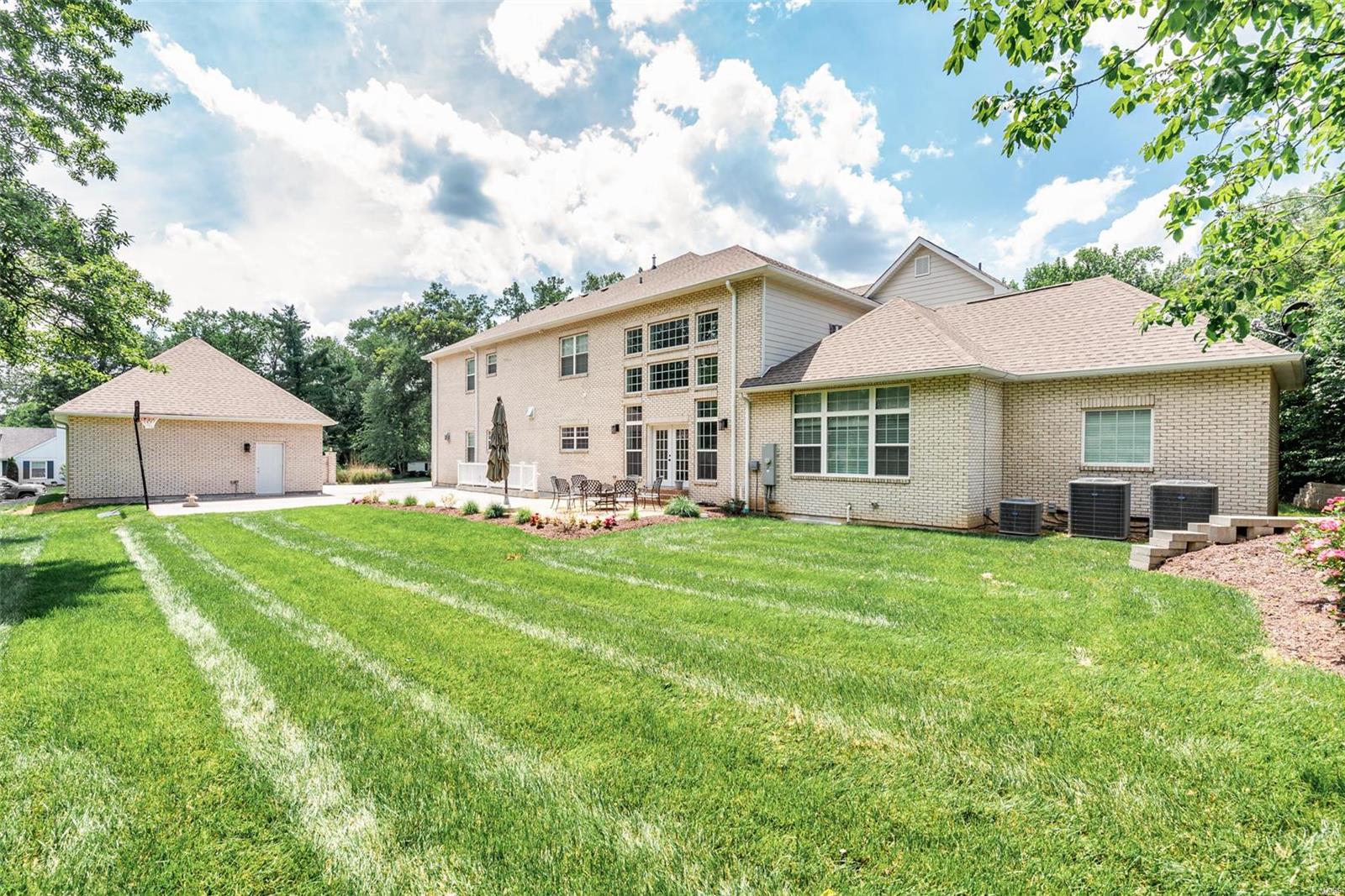 Lynnbrook - Residential