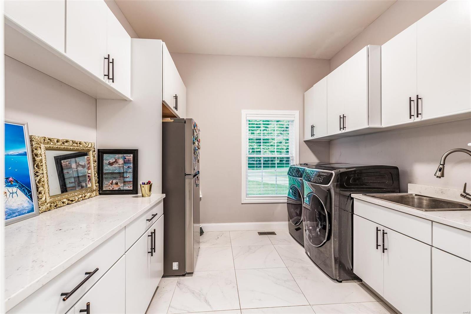 Lynnbrook - Residential