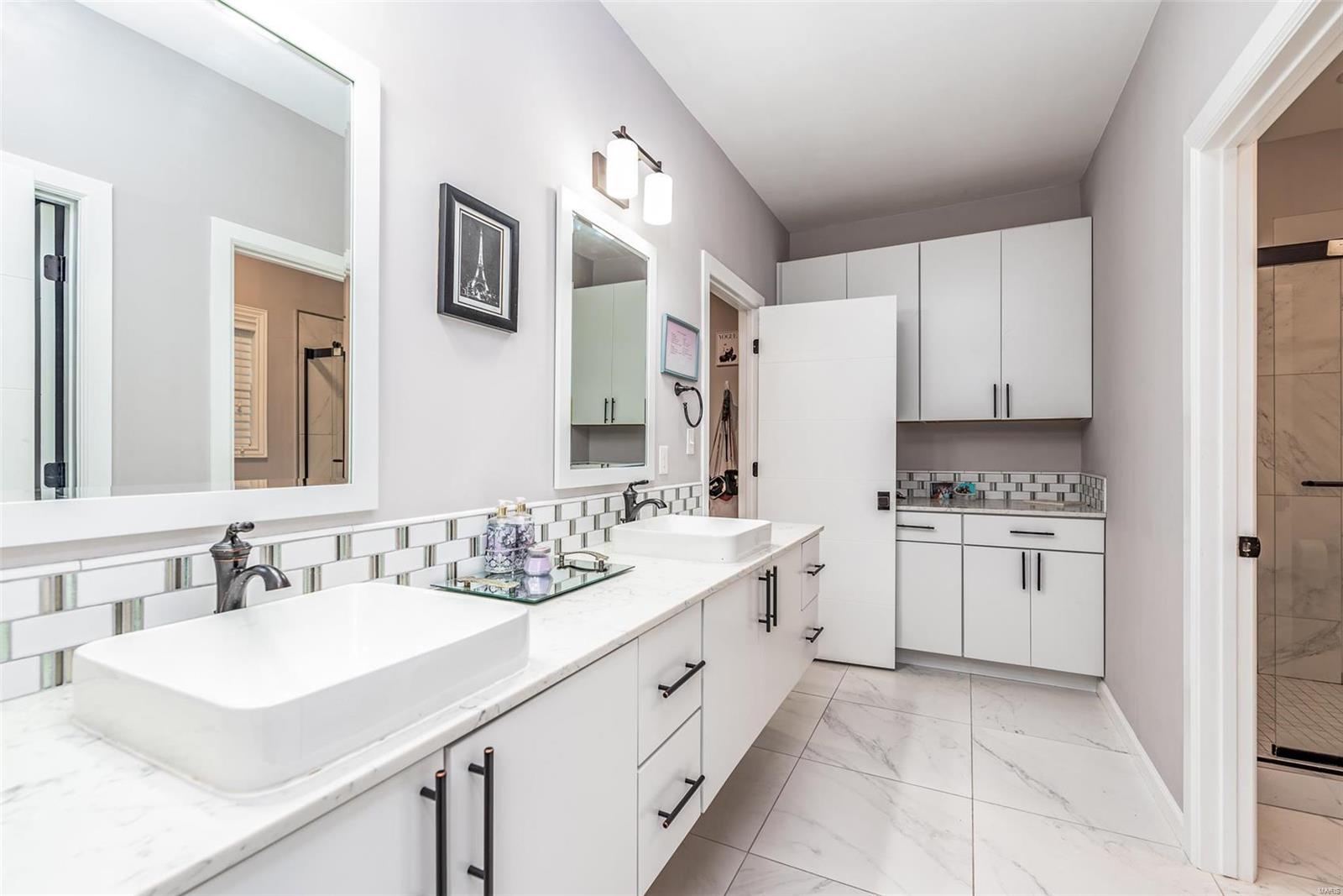 Lynnbrook - Residential