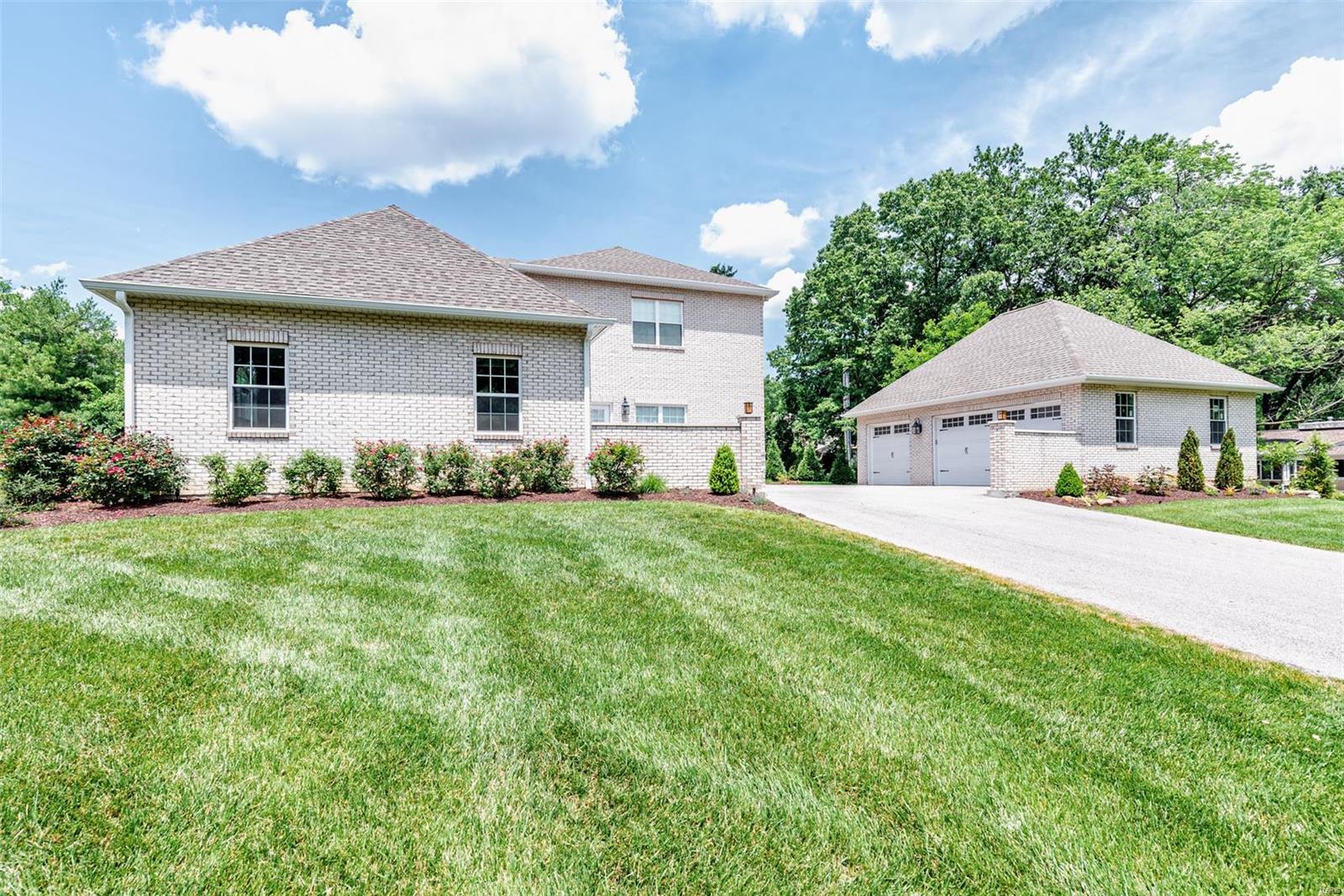 Lynnbrook - Residential