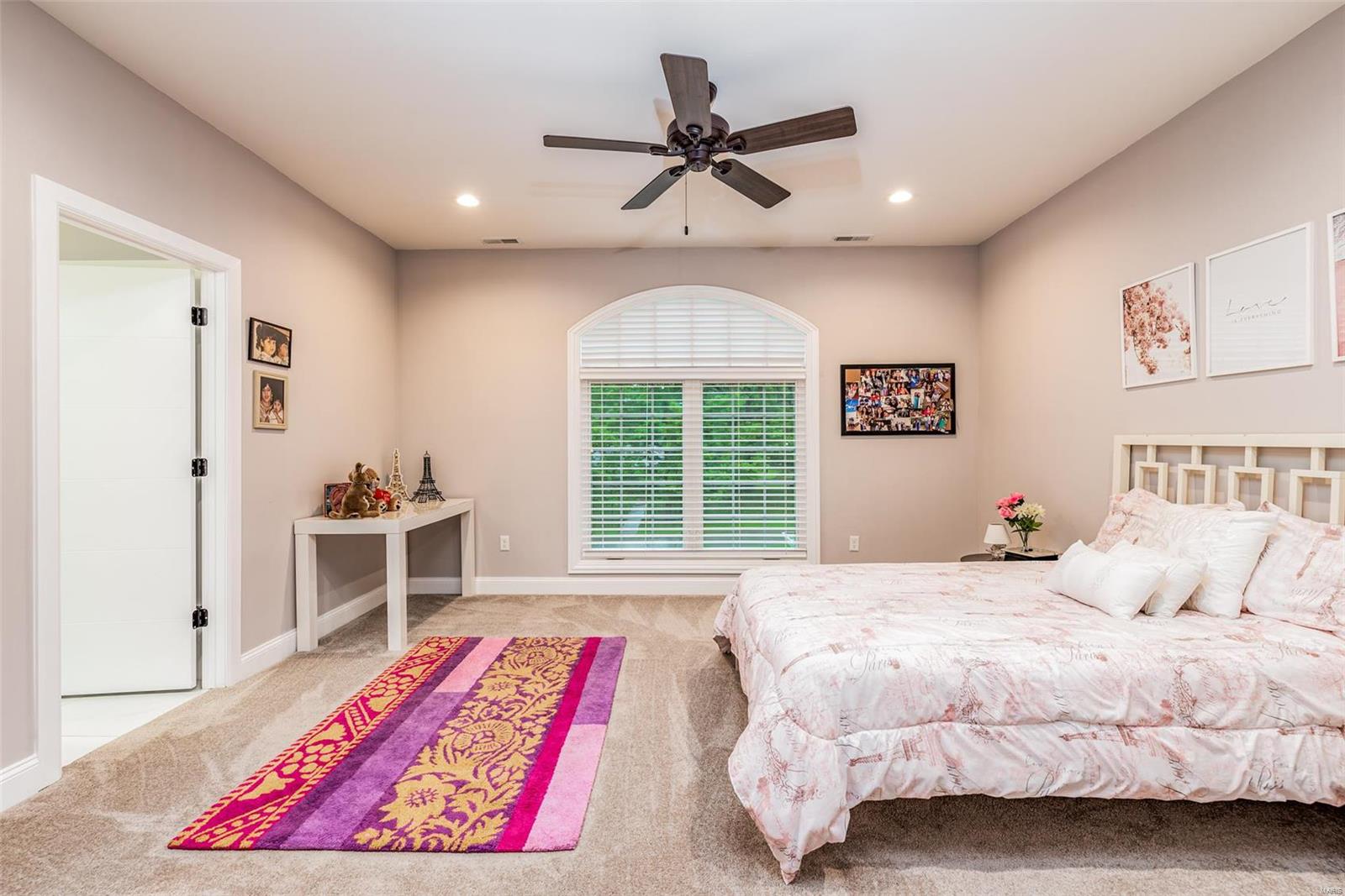 Lynnbrook - Residential